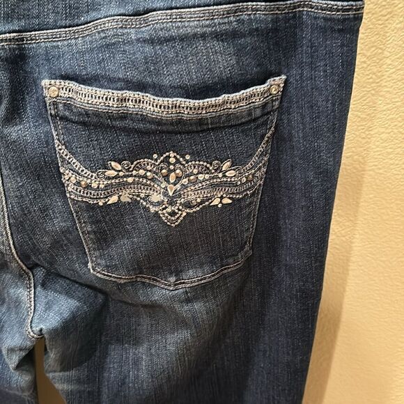 White House Black Market woman's blinged out denim jeans - Picture 8 of 11